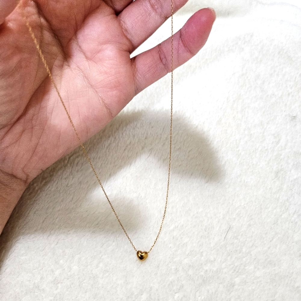 K18 Yellow Gold Mini Heart Necklace
